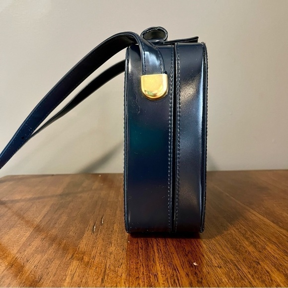 Vintage Navy Structured Box Crossbody Bag – Minimalist 90s Hard Shell Purse - Picture 6 of 14